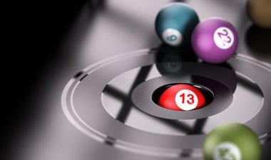 dafatoto Android APK interface showing live football markets and game information updates